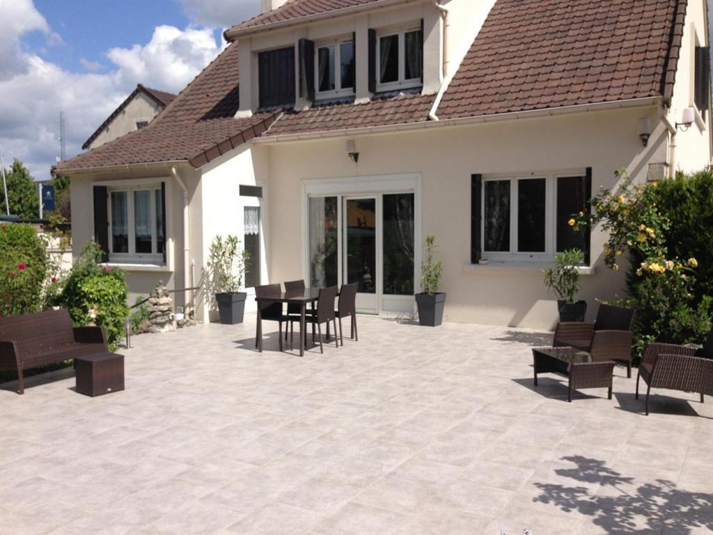 Roissy Chambres Extérieur photo
